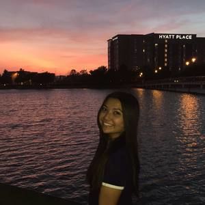 Meet your Posher, Jasmine